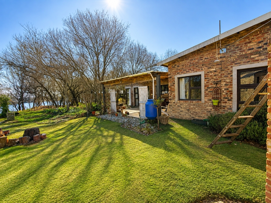 5 Bedroom Property for Sale in Viljoenskroon Rural Free State